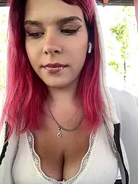 RiriRoseey from StripChat