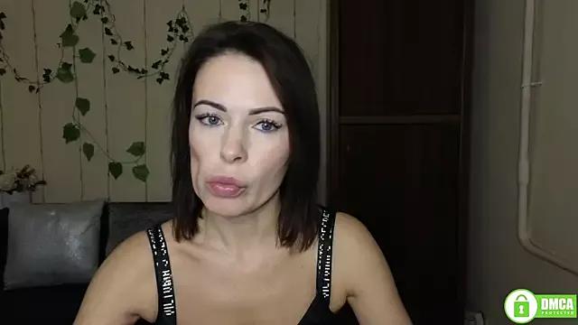 Photos of Rita_lovvylyou from StripChat is Freechat