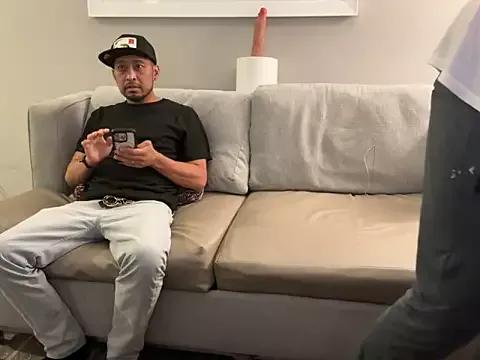 RiverTM from StripChat is Freechat