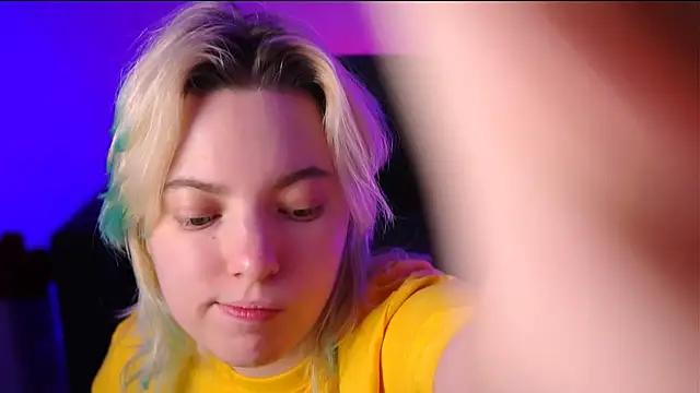 Explore our live girls sluts from our Custom and Multi clubs and checkout exclusive access to highly interactive content, such as shape, hair, titties, pussy type and many more.