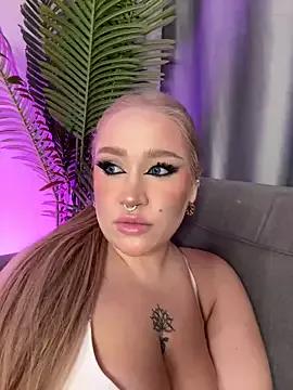 RollDolls from StripChat is Freechat