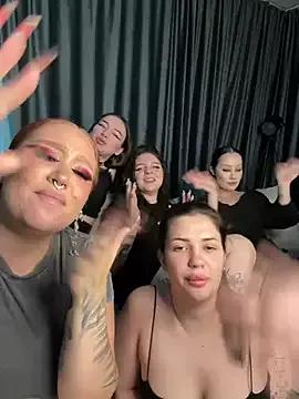 Explore our live girls sluts from our Custom and Multi clubs and checkout exclusive access to highly interactive content, such as shape, hair, titties, pussy type and many more.