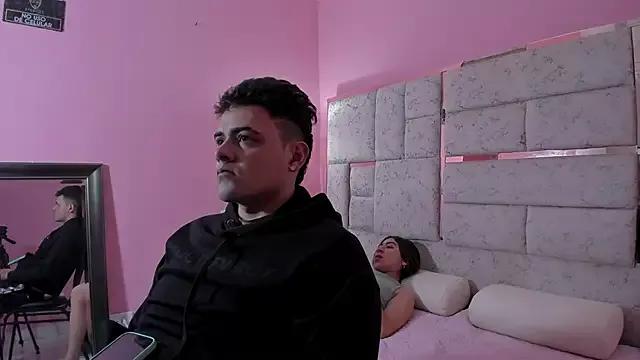 Romantic_couple_ggh webcams show profile image 
