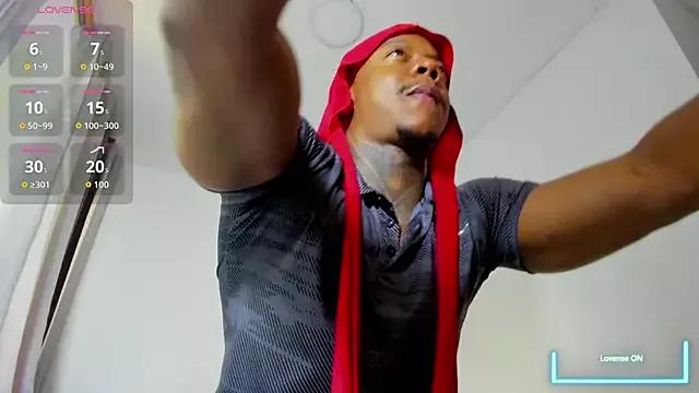 ronnie_7777 from StripChat