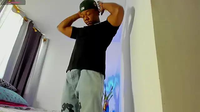 ronnie_7777 from StripChat