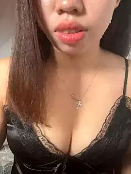 Rose-babyx from StripChat is Freechat