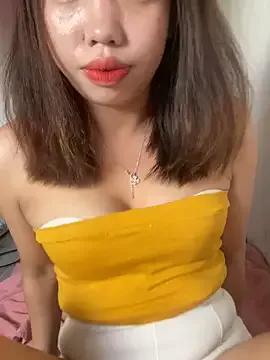 Rose-babyx from StripChat is Freechat