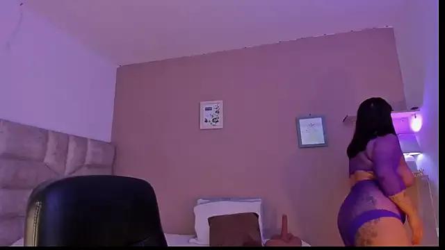 roselyn_caprice from StripChat is Freechat