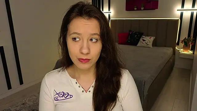 Explore our live girls sluts from our Custom and Multi clubs and checkout exclusive access to highly interactive content, such as shape, hair, titties, pussy type and many more.