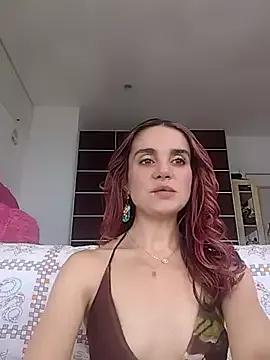 Rosie_Cheex from StripChat is Freechat