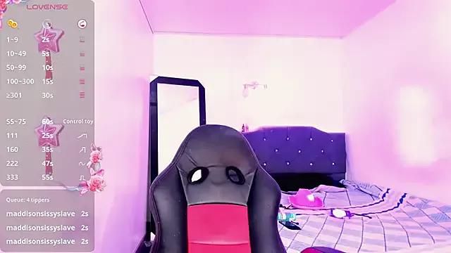 Rossedewitt_ from StripChat