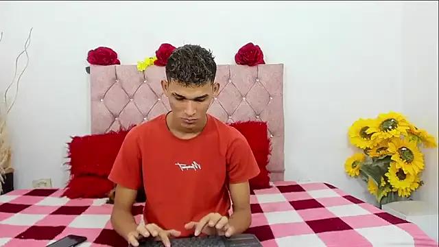 Rossel_luigi2609 from StripChat