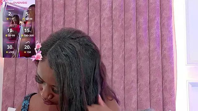 Rossie-Cameron from StripChat