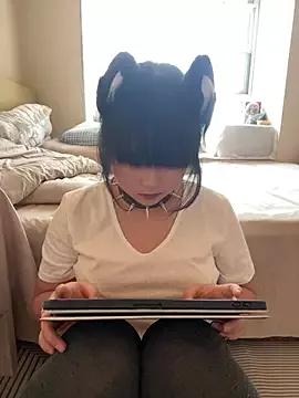 Rourou- from StripChat