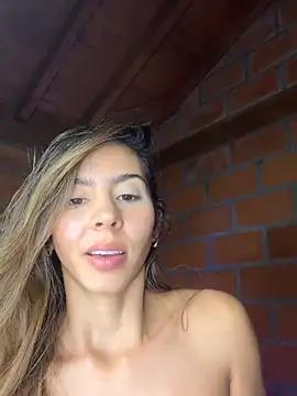 Explore our live girls sluts from our Custom and Multi clubs and checkout exclusive access to highly interactive content, such as shape, hair, titties, pussy type and many more.