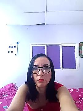 roxanamillf from StripChat is Freechat