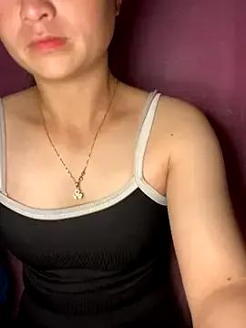 Roxie-zz webcams show profile image 