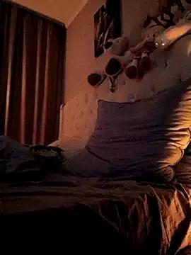 ROXOLANAA_SEXY from StripChat
