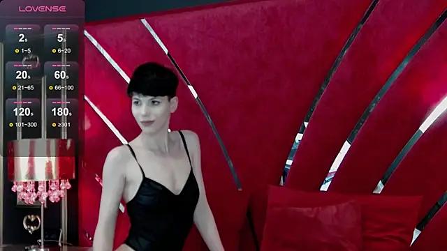 Roxxy_Rouge from StripChat
