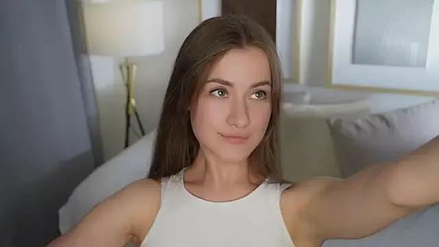 RoxyRolls from StripChat is Freechat