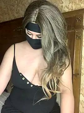 Rozzaa from StripChat