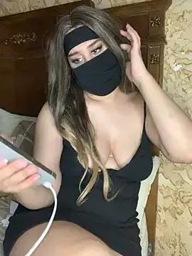 Rozzaa from StripChat