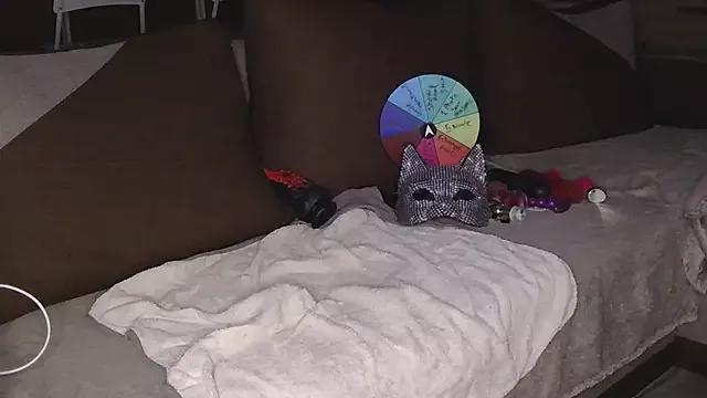 Rubbylivechauds from StripChat