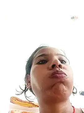 Rubi_sarma from StripChat is Freechat