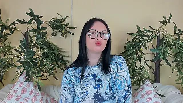 Explore our live girls sluts from our Custom and Multi clubs and checkout exclusive access to highly interactive content, such as shape, hair, titties, pussy type and many more.