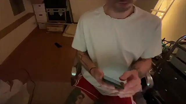 RuffClvb from StripChat