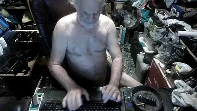 russtee from StripChat