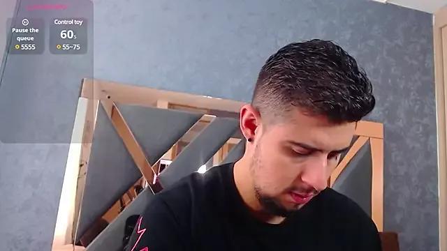 ryan_evanss from StripChat is Freechat