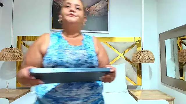 Saanem_mature from StripChat