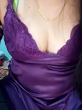 Saanvi_kannadagirl from StripChat