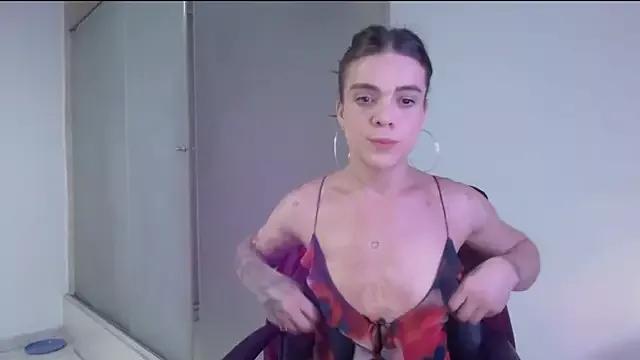 saara_johnson496 from StripChat