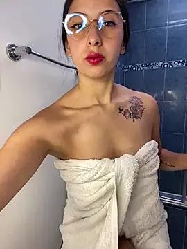 Sabrina_euphoria from StripChat is Freechat