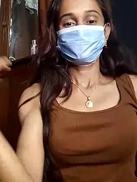 Saharaa from StripChat