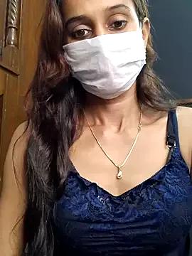 Saharaa from StripChat