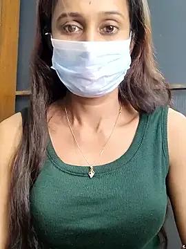 Saharaa from StripChat