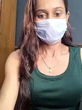 Saharaa from StripChat