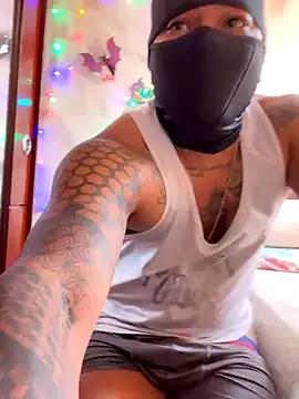 Photos of Saipadpuer30 from StripChat is Freechat