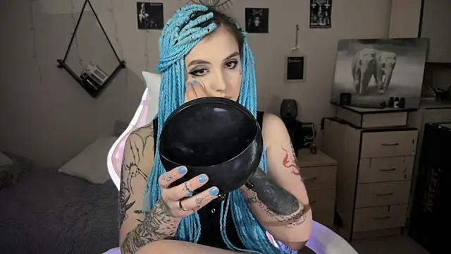SallyJohnson from StripChat