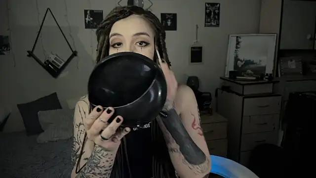 SallyJohnson from StripChat