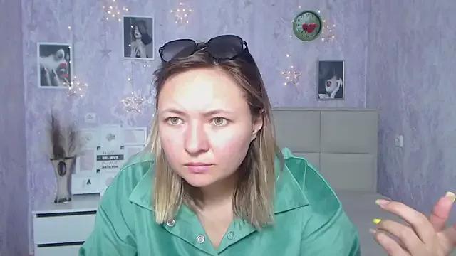 SallyVerda from StripChat