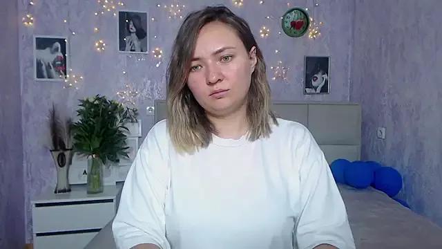 SallyVerda from StripChat