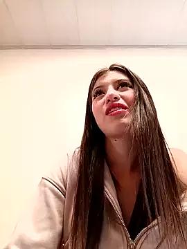 Explore our live girls sluts from our Custom and Multi clubs and checkout exclusive access to highly interactive content, such as shape, hair, titties, pussy type and many more.