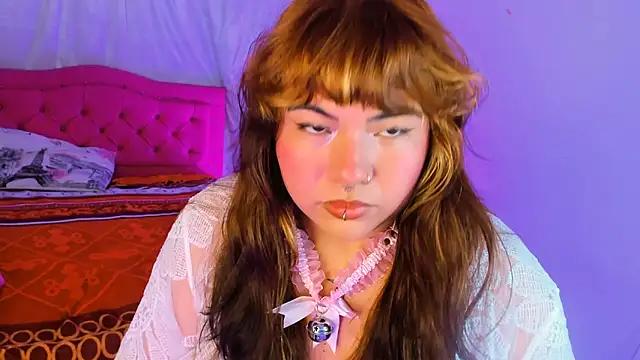 Samanta_cutee from StripChat