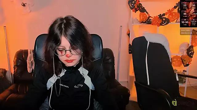 Explore our live girls sluts from our Custom and Multi clubs and checkout exclusive access to highly interactive content, such as shape, hair, titties, pussy type and many more.