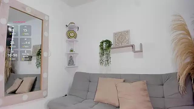 Samanta_Monroe from StripChat is Freechat