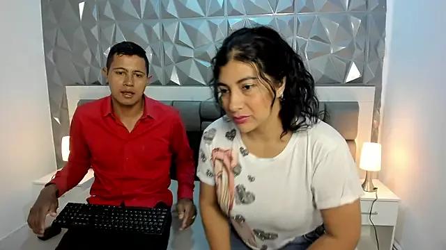 SamantayAndres from StripChat is Freechat